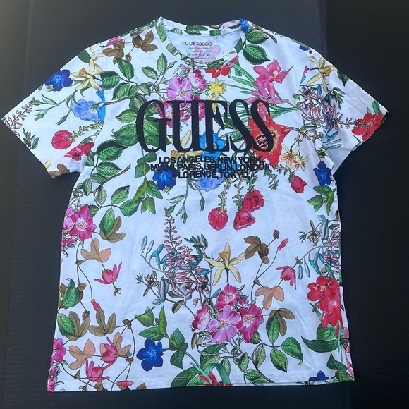 New GUESS Men's Floral Embroidered Logo Graphic T-Shirt SZ L - Picture 4 of 9